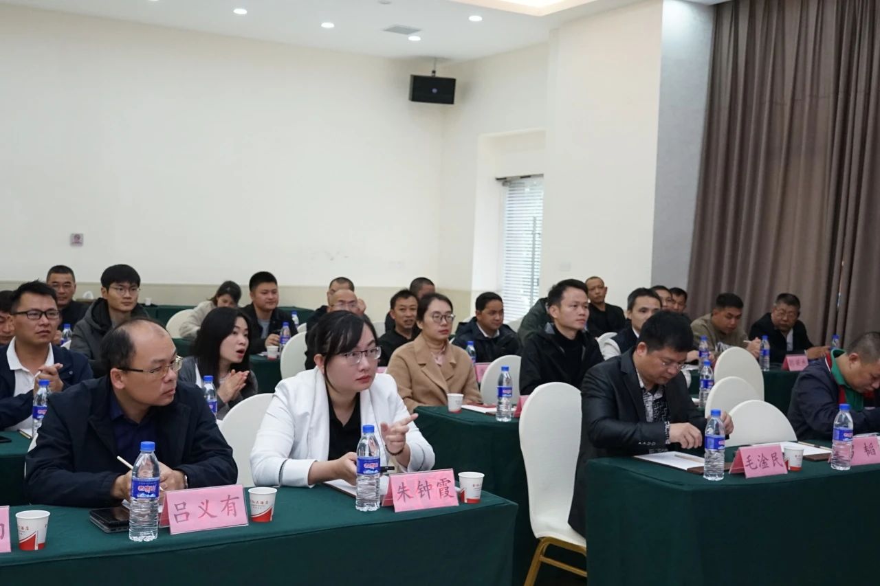 培訓現(xiàn)場1 培訓現(xiàn)場1